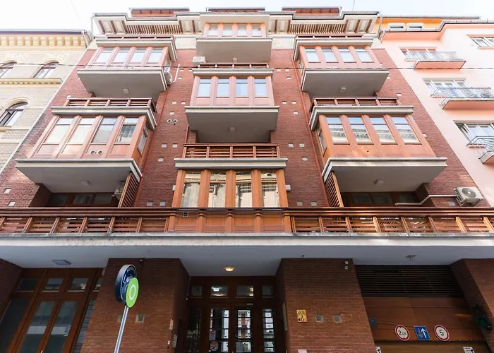 Lovag Charming In The Center-ac Appartement